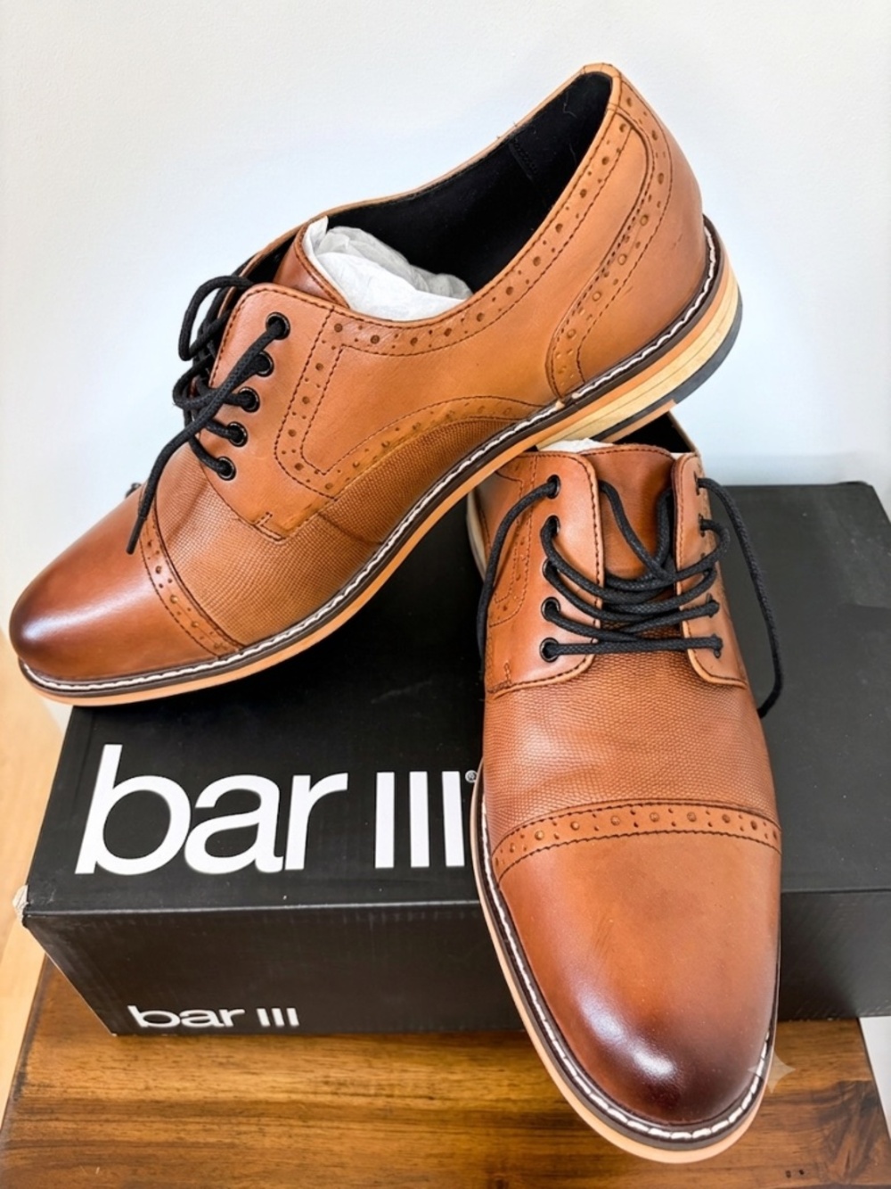 NIB Bar III Men’s Cognac Tan Leather Brogue Cap Toe Oxfords Dress Shoes. 10 M